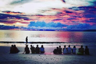 4 Islands Sunset + Plankton, Semi-Private Tour only 12 Guests - Railay and PhraNang Cave Beach: classic Krabi scenery, timed for comfort
