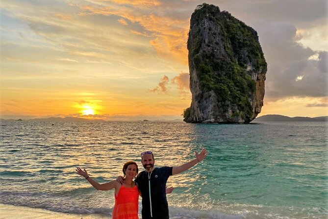 7 Island sunset tour by Speedboat | Catamaran plus BBQ & Plankton - Bioluminescent plankton at Railay Beach: your best odds