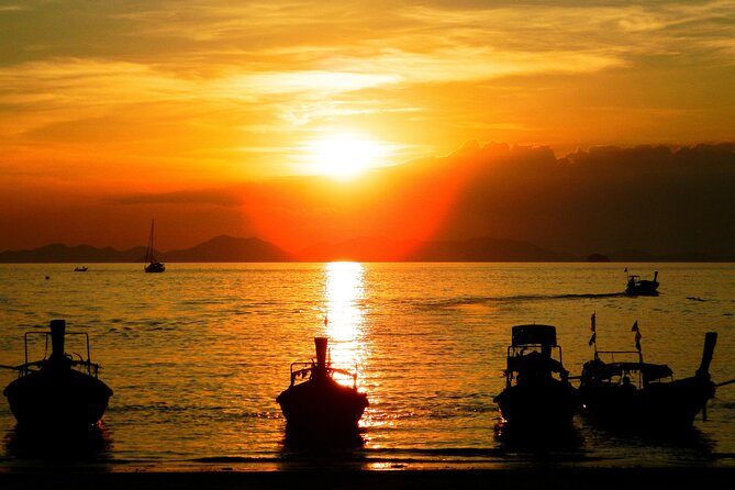 7 Islands Sunset Tour with Buffet Dinner & Night Snorkeling - How the 7 Islands sunset tour flows from afternoon to night