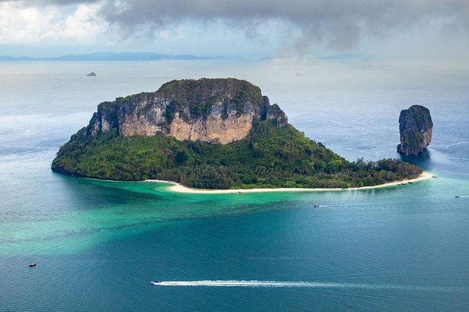 Amazing Krabi 7 Islands One Day Snorkeling Tour By Big Longtail Boat - Ao Nam Mao Beach: a quick start with real beach time