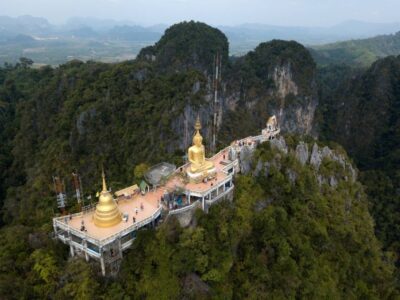 Ao Nang: Hot Spring, Emerald Pool & Tiger Cave Temple Tour - Getting There in Comfort and Catching It Early