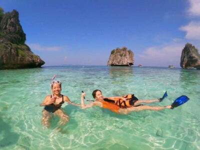 Ao Nang: Premium 4 Islands Snorkeling Tour by Speedboat - Phra Nang Cave Beach: dramatic cliffs, caves, and swim time