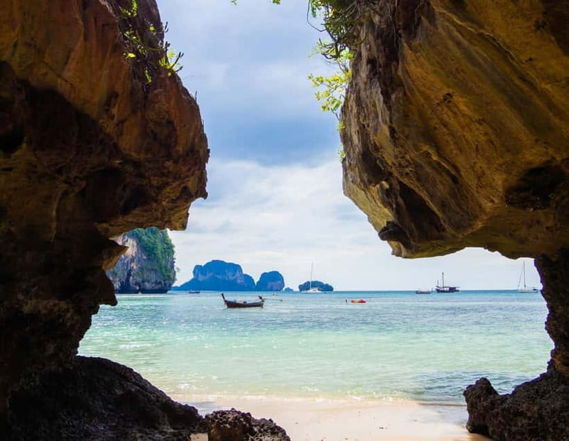 Ao Nang: Premium 4 Islands Snorkeling Tour by Speedboat - Thale Waek sandbar walk: the low-tide magic moment
