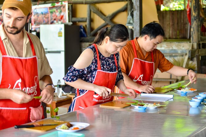 Aonang Thai Cookery School in Krabi - What you cook: five dishes, chosen from a big menu