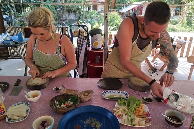 Evening Couse Thai Cooking Class in Ao Nang, Krabi - Evening Thai Cooking in Ao Nang: What the 5pm Start Really Means