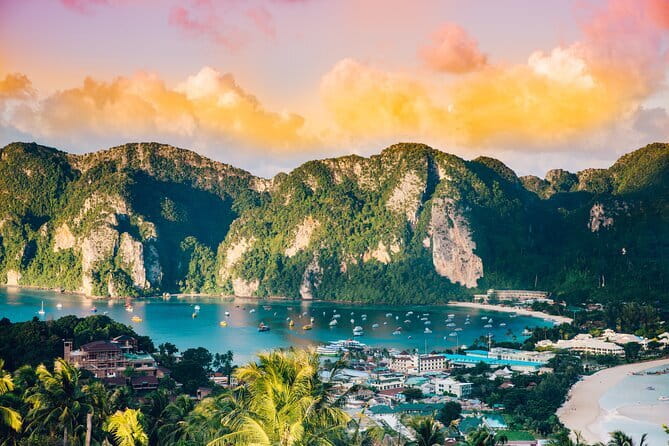 From Krabi - 4 Islands Speedboat Tour with Lunch & Snorkelling - Phra Nang Cave Beach: the famous sand, cave-side culture, and calm water