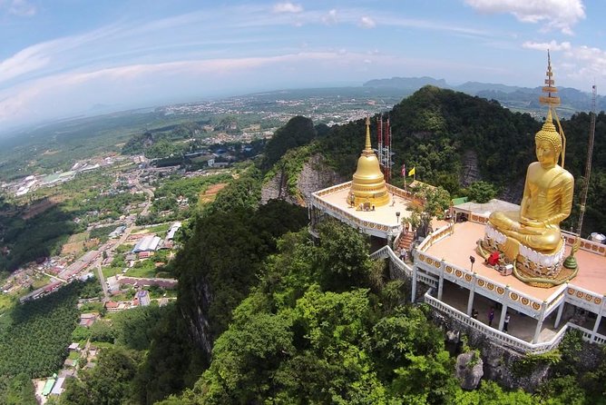 Full-Day Tour to Emerald Pool, Hot Springs & Tiger Cave Temple from Krabi - Crowds, pacing, and practical tips for a 10-hour day