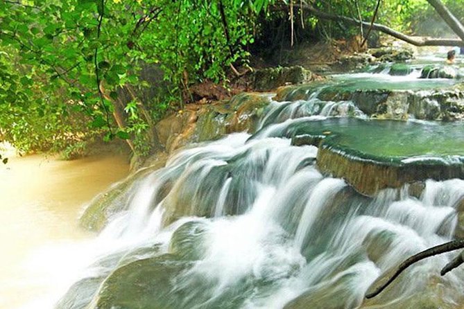 Half Day Jungle Tour to Emerald pool and Krabi Hot Spring - Sa Morakot (Emerald Pool): warm water, short rainforest walk, crowd reality
