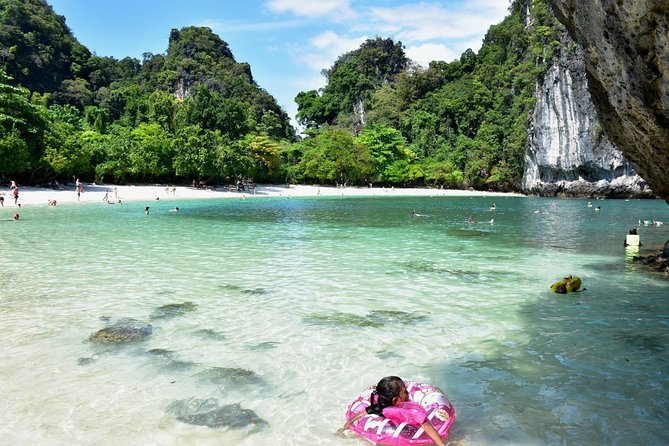 Hong Islands Full-day Tour from Krabi including Lunch - Ko Lao La Ding (Lading Island): Picnic Lunch on the Beach