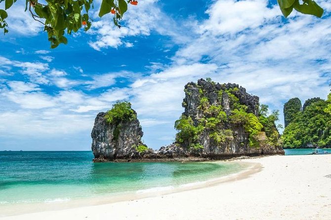 Hong Islands Sunset & Glow Plankton Night Trip from Krabi - Hong Island beach time: how to set yourself up for a good swim