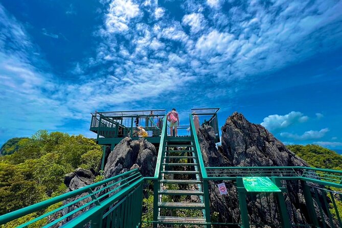 Hong Islands Trip Premium Speedboat from Krabi - A fast, comfortable start from Krabi’s pier