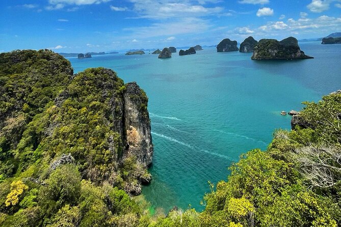Hong Islands Trip Premium Speedboat from Krabi - Hong Island bay: lunch, a 360-degree view, and those stairs