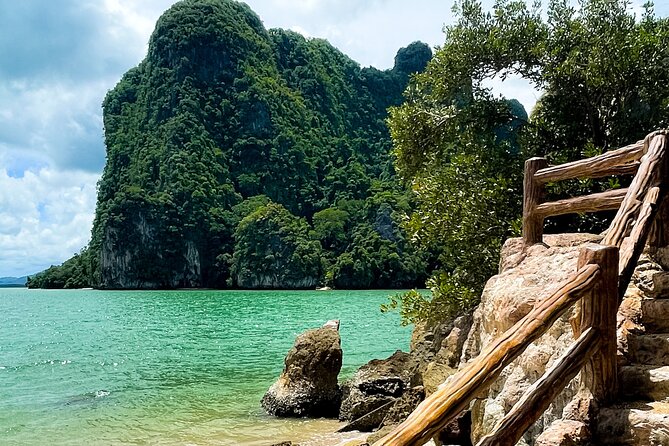 James Bond Hong Islands Sightseeing Canoe - James Bond Island: your 30-minute plan for photos and timing