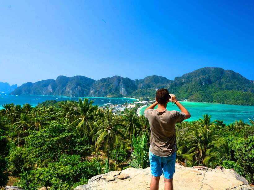 Ko Lanta: Full-Day Snorkel Trip to Phi Phi & Bamboo Islands - Phi Phi Leh and Maya Bay Snorkeling: Amazing Water, Big-Group Reality