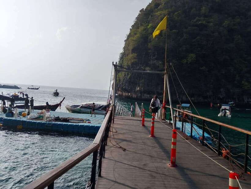 Koh Lanta: Tin's Speedboat Odyssey to Bamboo Island & Beyond - Who should book this Koh Lanta to Phi Phi speedboat day