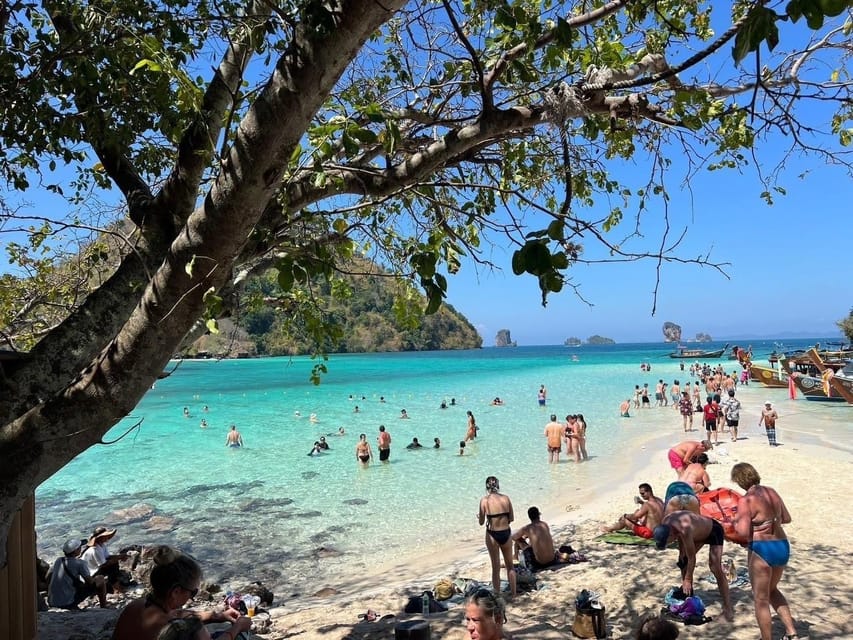 Krabi: 4 Island Whirlwind Tour with Caves, Sandbars & Reefs - The sandbar between Tup and Chicken Islands: the signature walk