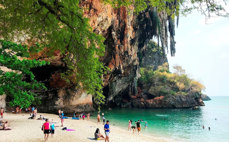 Krabi: 4 Island Whirlwind Tour with Caves, Sandbars & Reefs - The speedboat ride back: fast return, sun management, and comfort