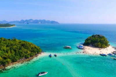 Krabi: 4 Islands Longtail Boat Tour with Lunch - Poda Island: where beach time actually feels like beach time