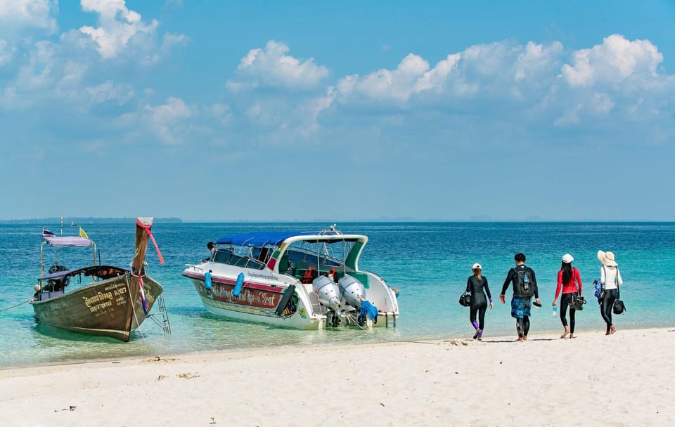 Krabi: 4 Islands & Thale Waek's Sandbar Tour By Speedboat - Speedboat rhythm: the short ride that sets expectations