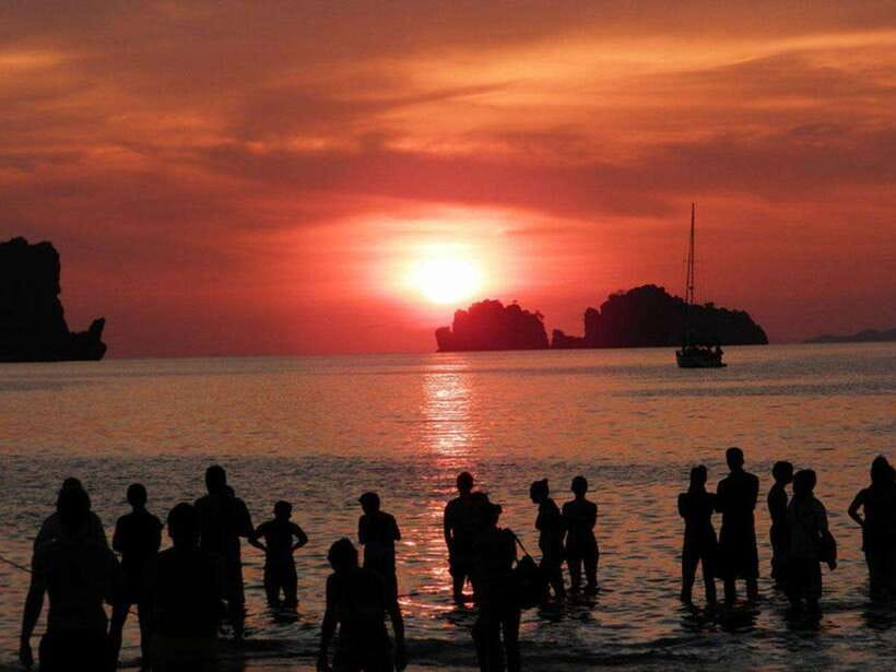 Krabi: 7 Islands Sunset & Plankton Swim with BBQ Dinner - Pickup and transfers: the part that can make or break your morning