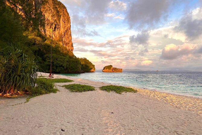 Krabi 7 Islands Sunset Tour with Bioluminescent Plankton + BBQ - Key things I’d book this for