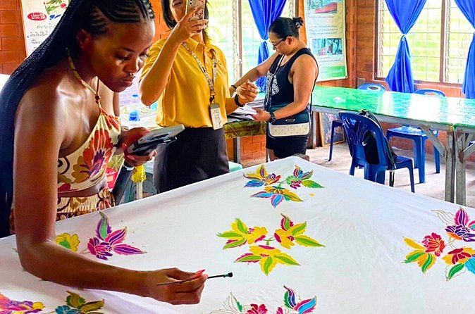 Krabi Cultural Experience - The Charlotte Effect: Why the Guide Changes the Day