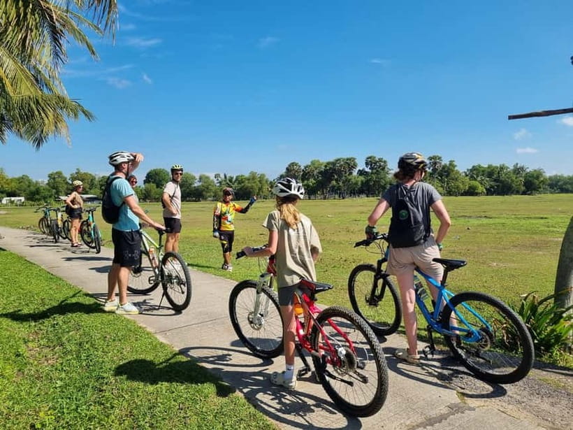 Krabi: Half-Day Koh Klang Culture Cycling Tour with Transfer - Koh Klang on Two Wheels: why this half-day tour feels special