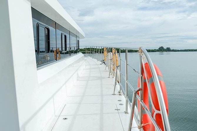 Krabi Hong Islands Sunset Party Catamaran Cruise - Hong Island: Lunch, Snorkel Options, and the 360° View Idea
