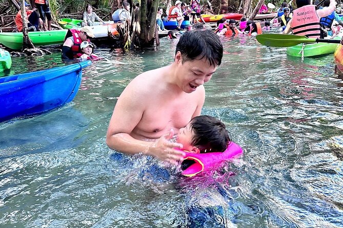 Krabi Kayaking and Swimming Clong Rood - After the kayak: fruit, water, and a simple drop-off