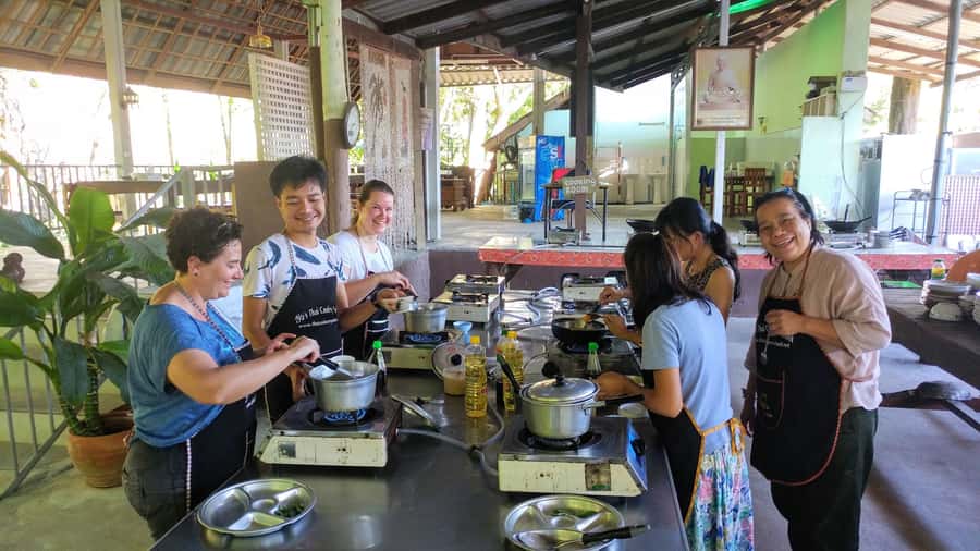 Krabi: Morning/Afternoon Thai Cooking Class at Ya's Cookery - Key highlights you’ll feel right away