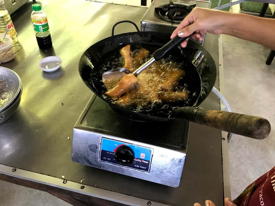 Krabi: Morning/Afternoon Thai Cooking Class at Ya's Cookery - Who should book this cooking class (and who might not)