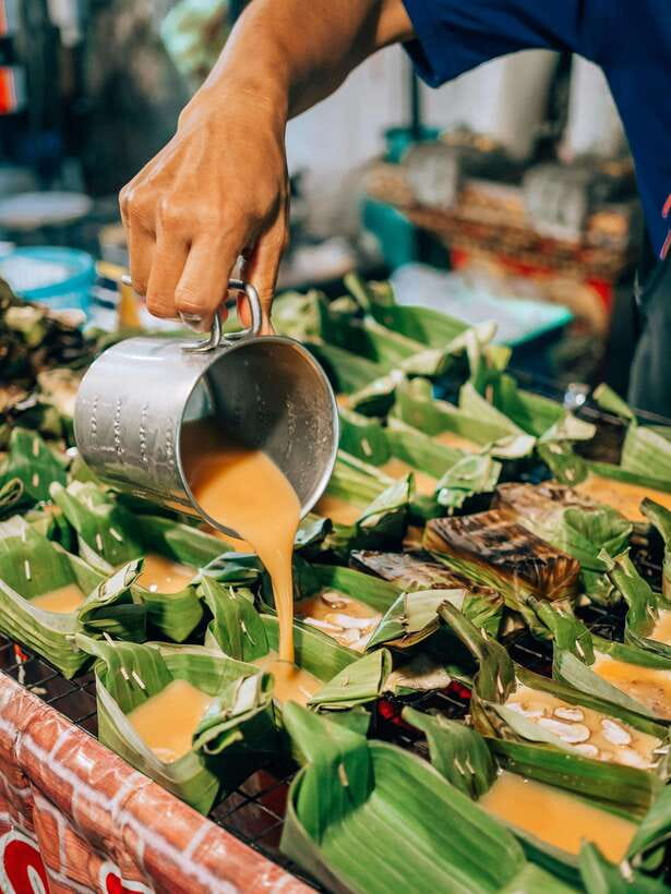 Krabi: Morning Food Tour with Local Guide - The Southern Finish: Roti, Curry, and a Rare Dish