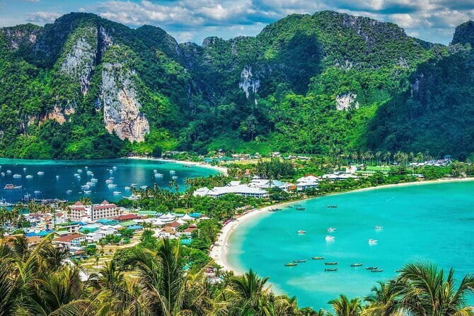 Krabi: Phi Phi, Maya Bay, Bamboo Island Speedboat Tour with Lunch - What makes this Phi Phi day tour feel efficient