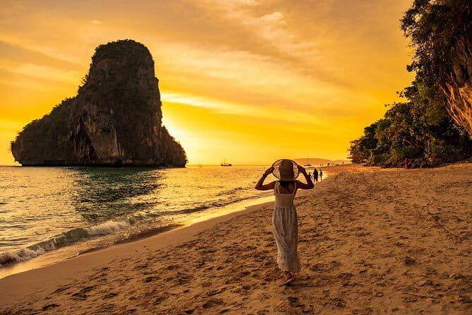 Krabi Private Snorkeling Cruise with Bioluminescent Night Snorkel - Chicken Island: the rock shape, plus a reef swim that’s worth the effort