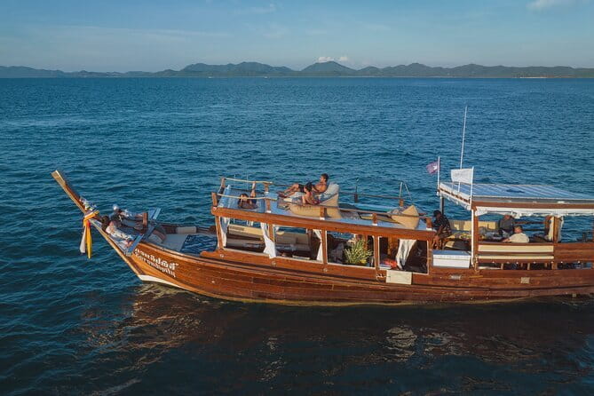 Krabi Seven Island Tour by Luxury Longtail Boat with Snorkeling - Ko Ma Tang Ming snorkeling: the second reef moment