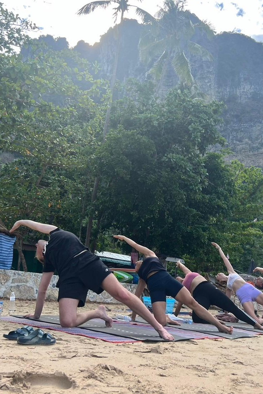 Krabi: Sunrise Yoga Balance Join-in Class - The 90-minute flow: balance work plus a calm landing