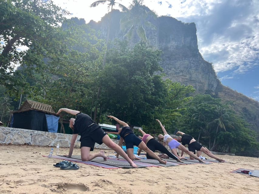 Krabi: Sunrise Yoga Balance Join-in Class - Instructor Deen’s style: clear cues and confidence-building progress