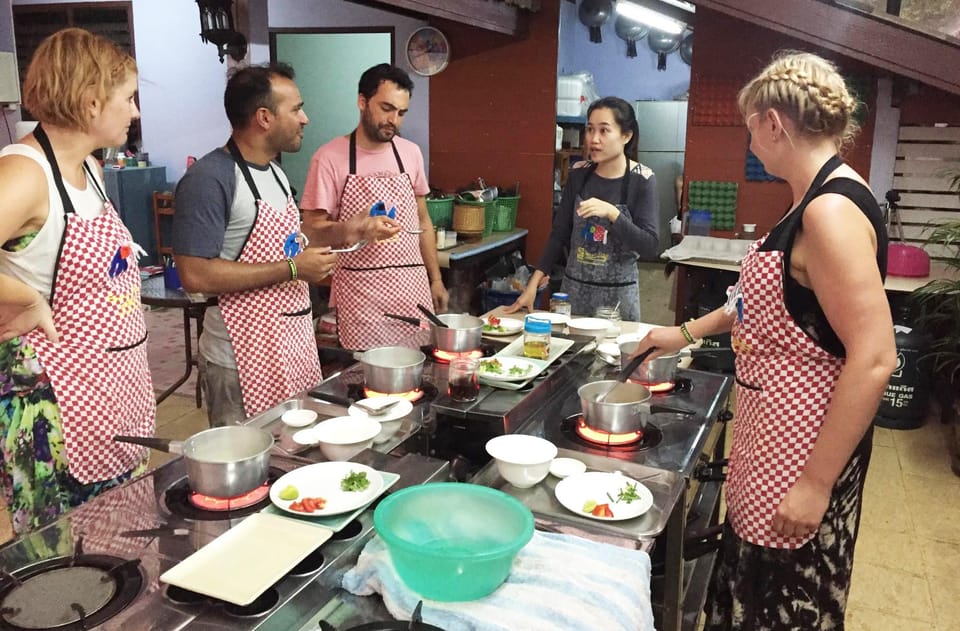 Krabi: Unveiling Thai Flavors by Night at Smart Cook School - Key things I’d watch for