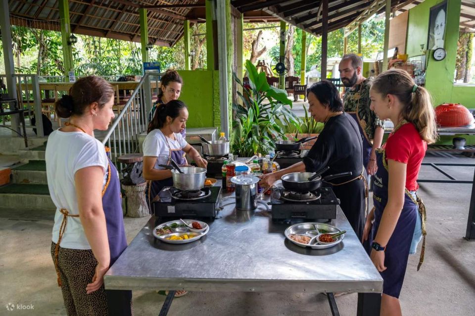 Krabi: Ya's Cookery Late Afternoon Thai Cooking Class - The First Lesson: Fresh Ingredients and Thai Flavor Balance