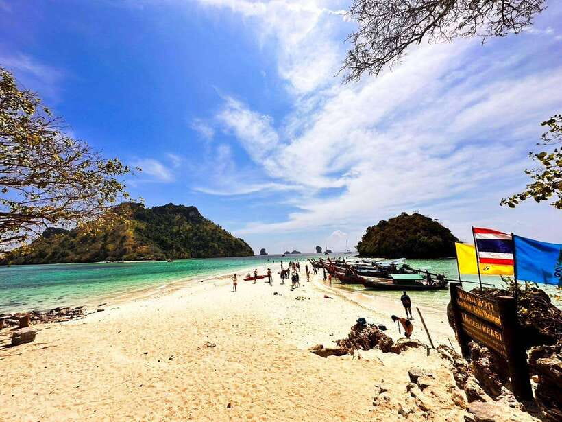 Krabi:Day Trip 4 Islands by Premium Longtail Boat with Lunch - Snorkeling, safety, and what to bring (so you stay comfortable)