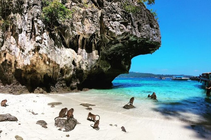 Private Speedboat Tour to Phi Phi Islands From Krabi - Pileh Lagoon: why this stop is more than just a postcard