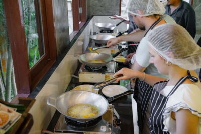 Railay: Hands-On Thai Cooking Class at Railay Beach - What 3–4 hours of hands-on cooking feels like