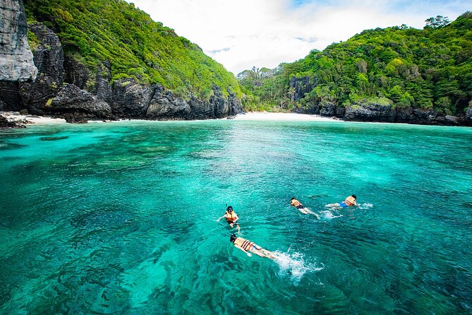 Sea Breeze Calm You On Phi Phi Islands Tour From Krabi - Lunch on Phi Phi Don: The Reset You’ll Appreciate Mid-Day