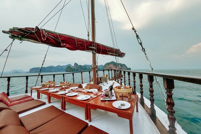 Sunset Culinary & Romance Cruise – Krabi - Food and drinks: BBQ, Thai buffet, fruits, and the vegetarian note